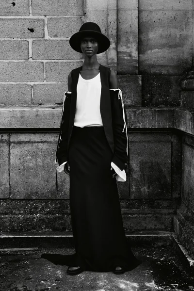 Look 19